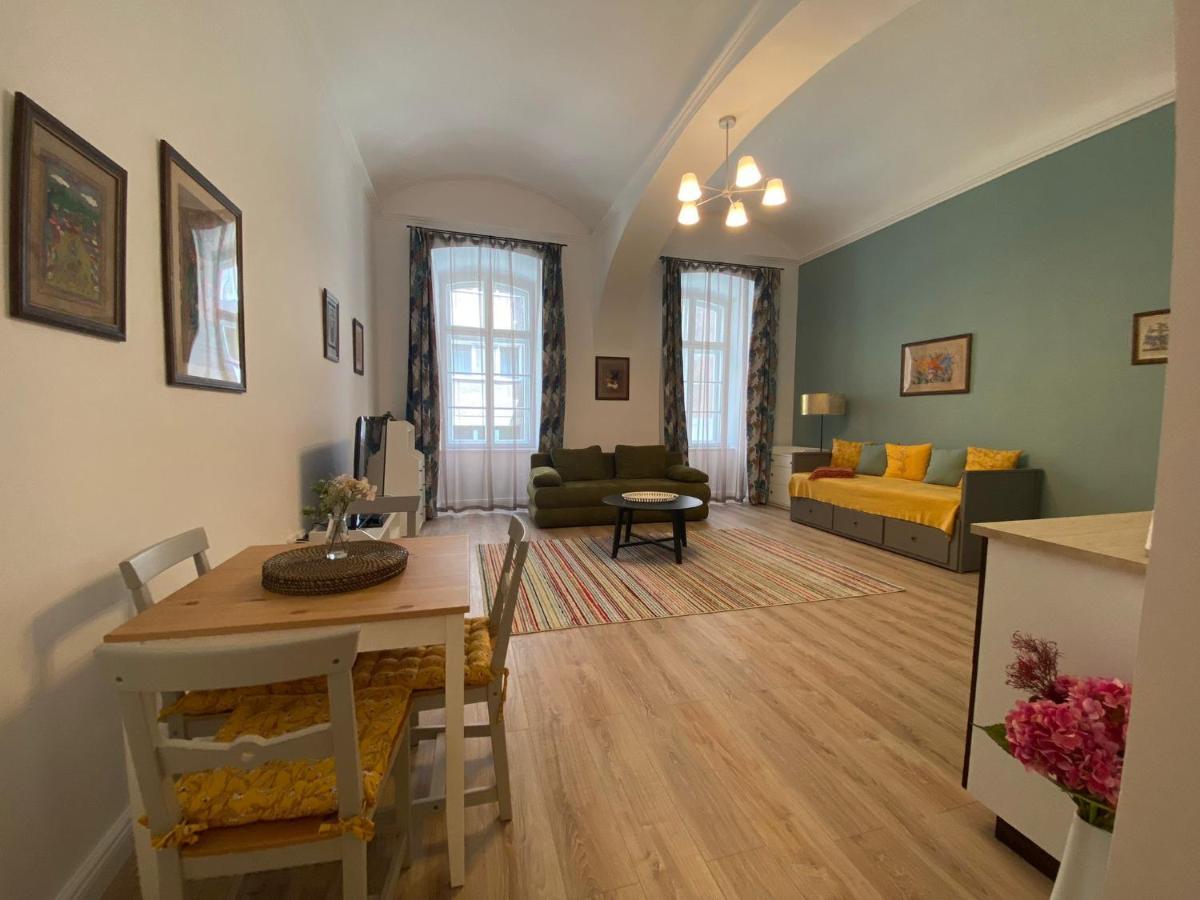 Urban Apartment